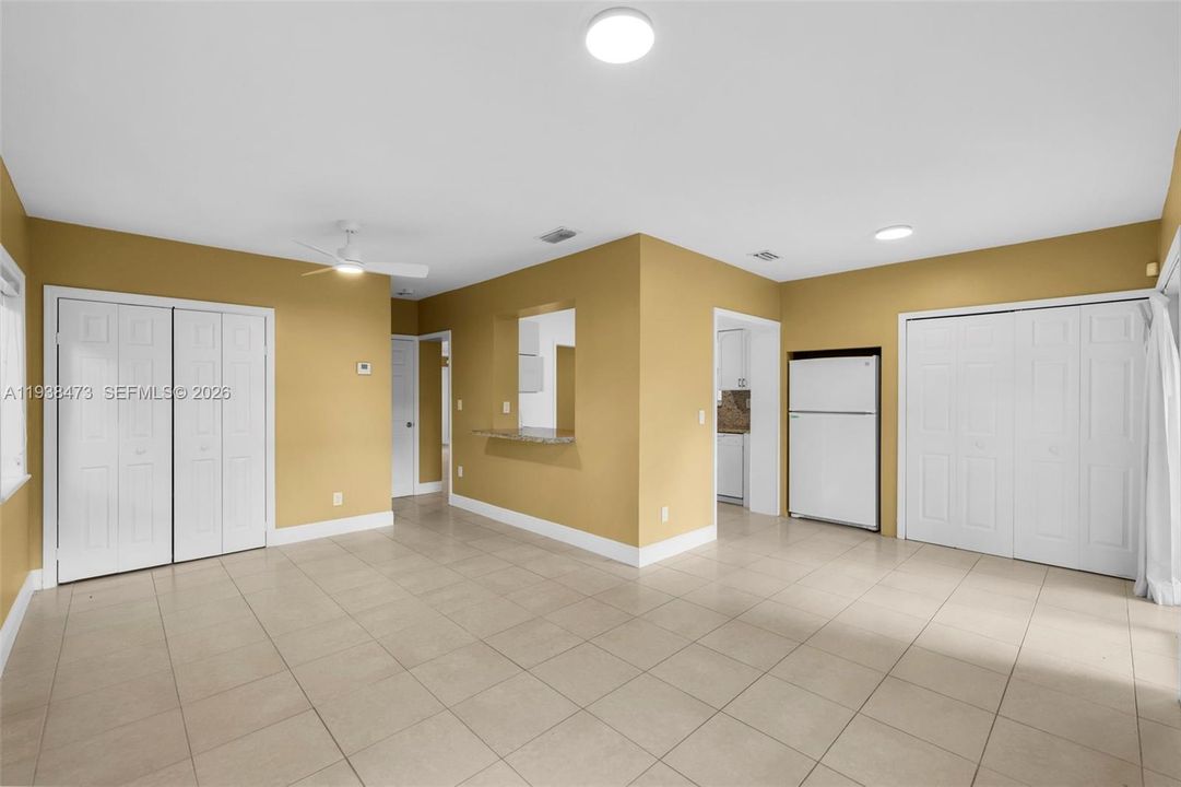 На продажу: $775,000 (4 спален, 2 ванн, 1640 Квадратных фут)