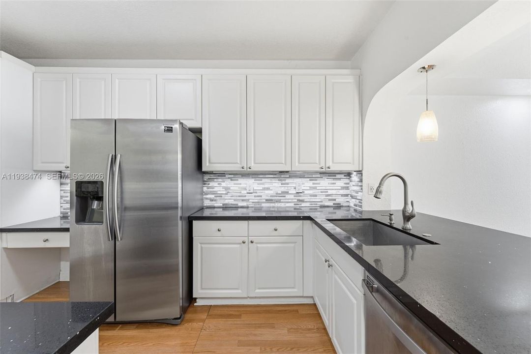 En Venta: $509,000 (3 camas, 2 baños, 1710 Pies cuadrados)