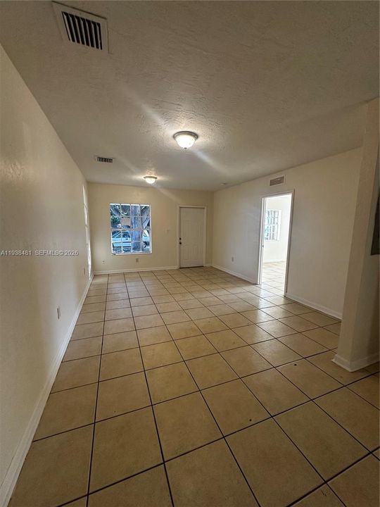 For Rent: $2,550 (3 beds, 2 baths, 2394 Square Feet)