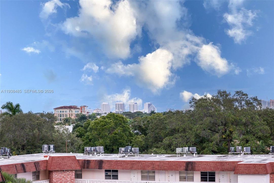 For Rent: $3,100 (3 beds, 2 baths, 1447 Square Feet)