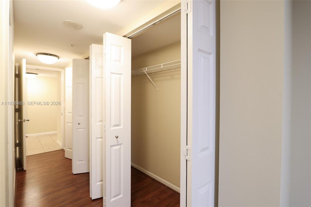 For Rent: $3,100 (3 beds, 2 baths, 1447 Square Feet)