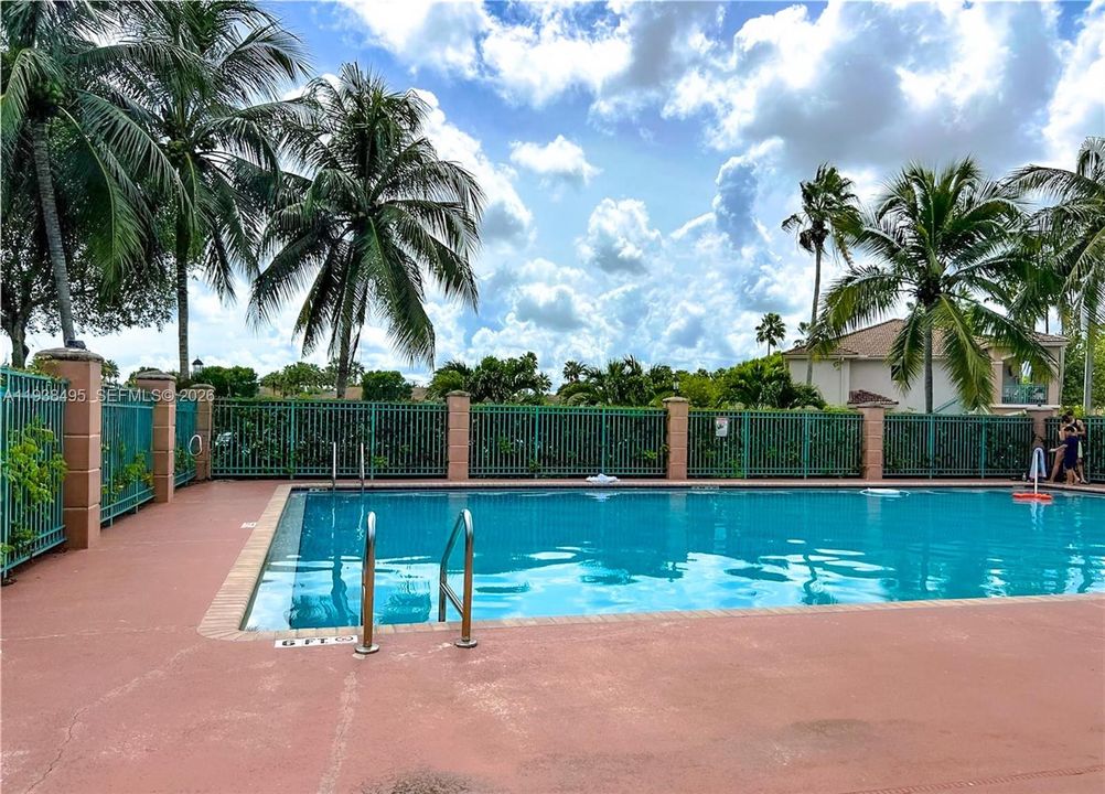 В аренду: $1,590 (2 спален, 2 ванн, 0 Квадратных фут)