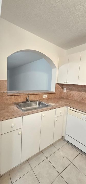 В аренду: $1,590 (2 спален, 2 ванн, 0 Квадратных фут)