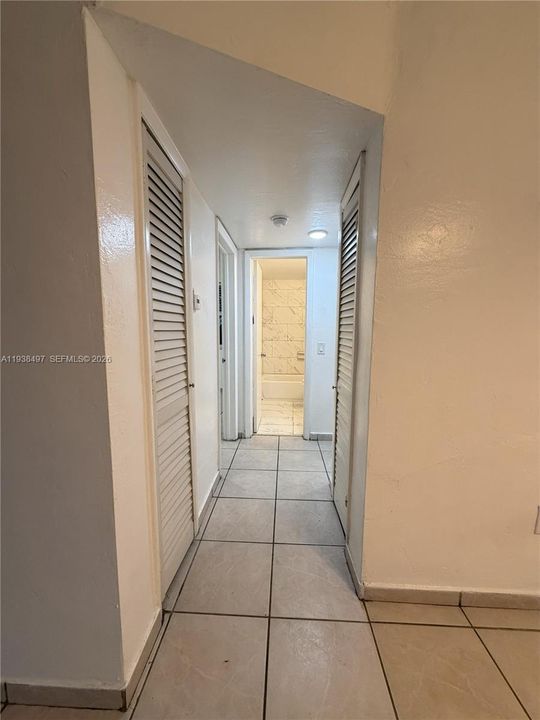 В аренду: $2,100 (2 спален, 1 ванн, 9949 Квадратных фут)