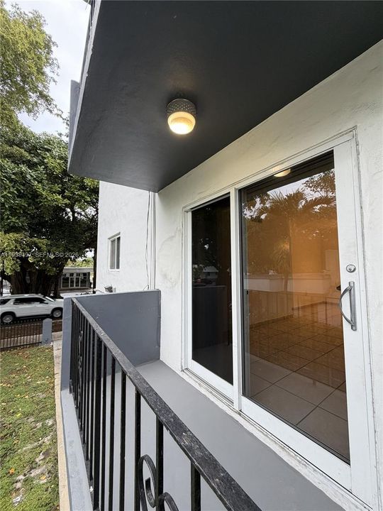 В аренду: $2,100 (2 спален, 1 ванн, 9949 Квадратных фут)