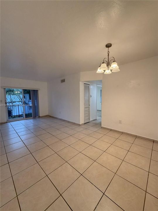 В аренду: $2,100 (2 спален, 1 ванн, 9949 Квадратных фут)