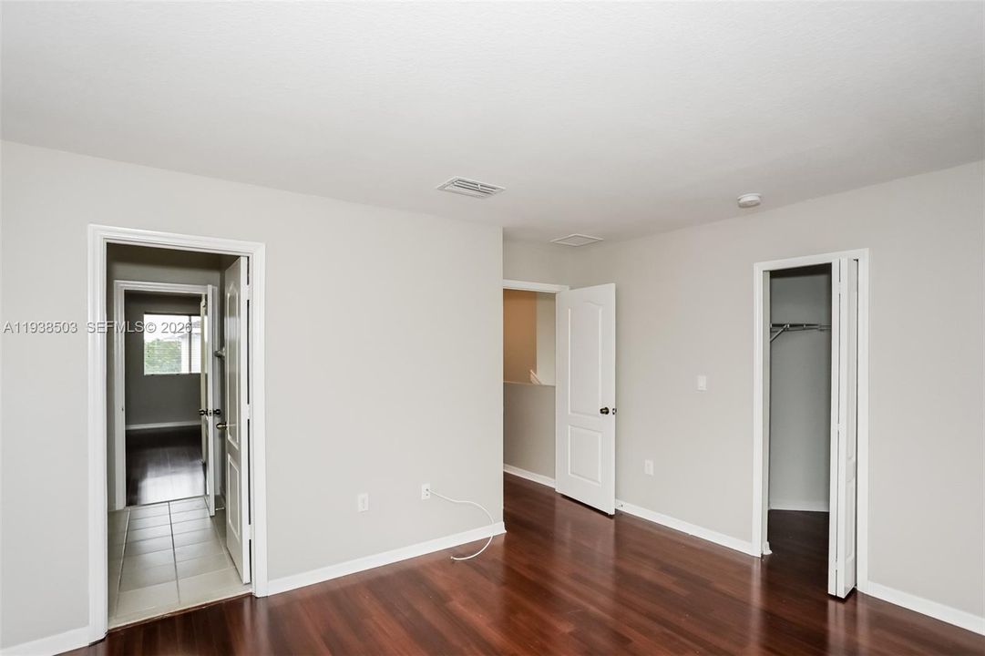 En Renta: $3,145 (4 camas, 3 baños, 2659 Pies cuadrados)