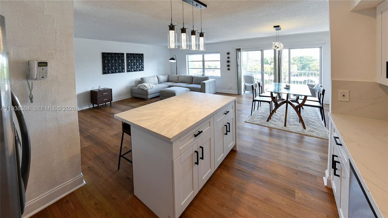 En Venta: $350,000 (1 camas, 1 baños, 850 Pies cuadrados)