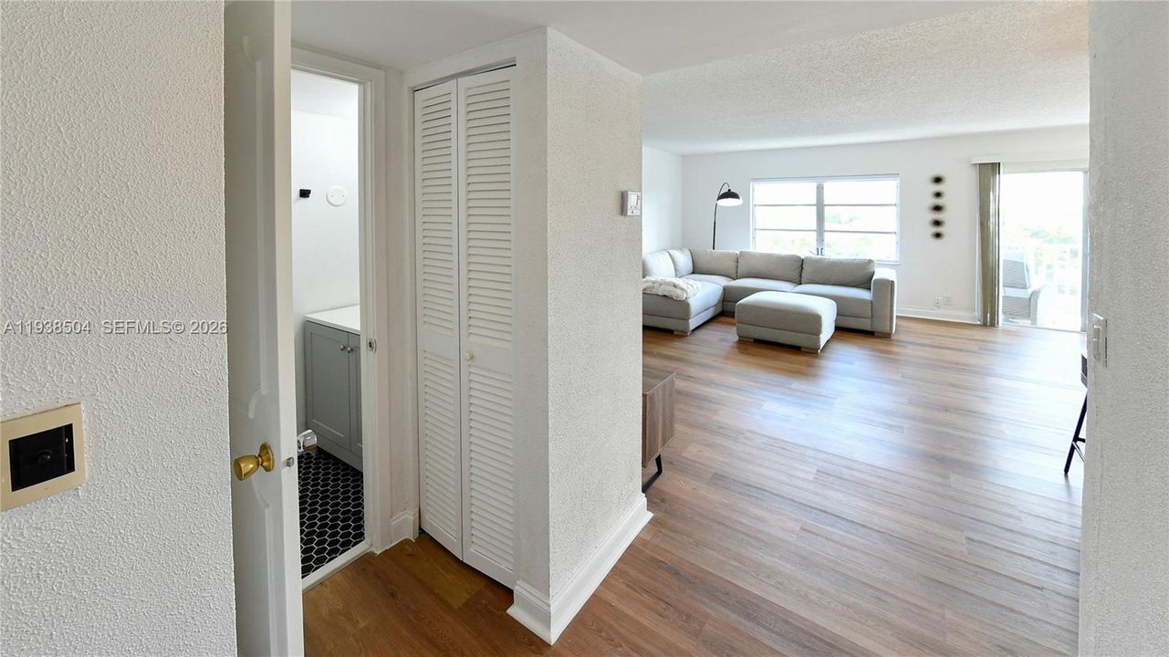 En Venta: $350,000 (1 camas, 1 baños, 850 Pies cuadrados)