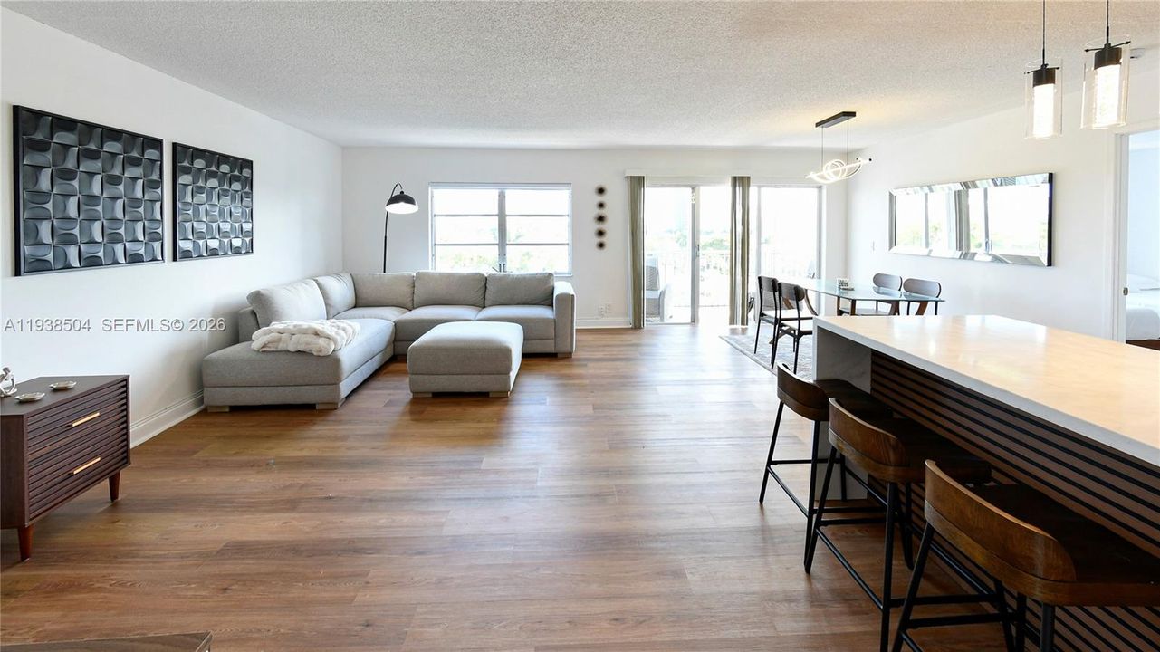 En Venta: $350,000 (1 camas, 1 baños, 850 Pies cuadrados)