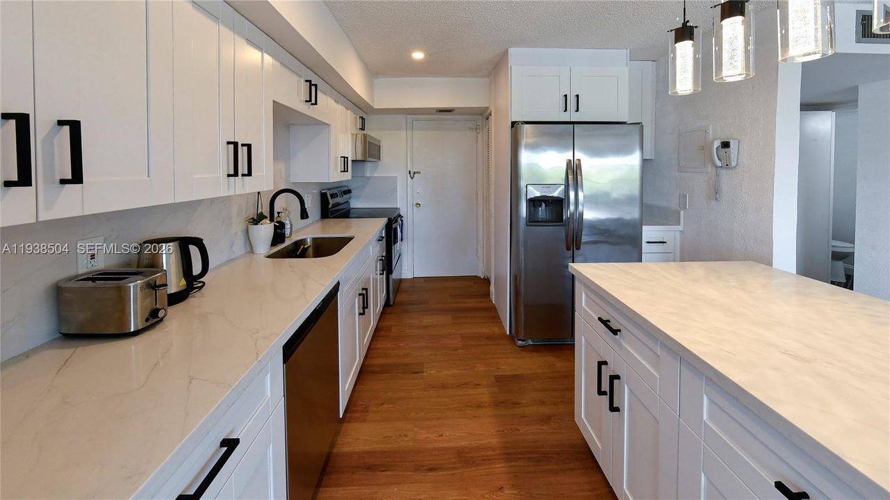 En Venta: $350,000 (1 camas, 1 baños, 850 Pies cuadrados)