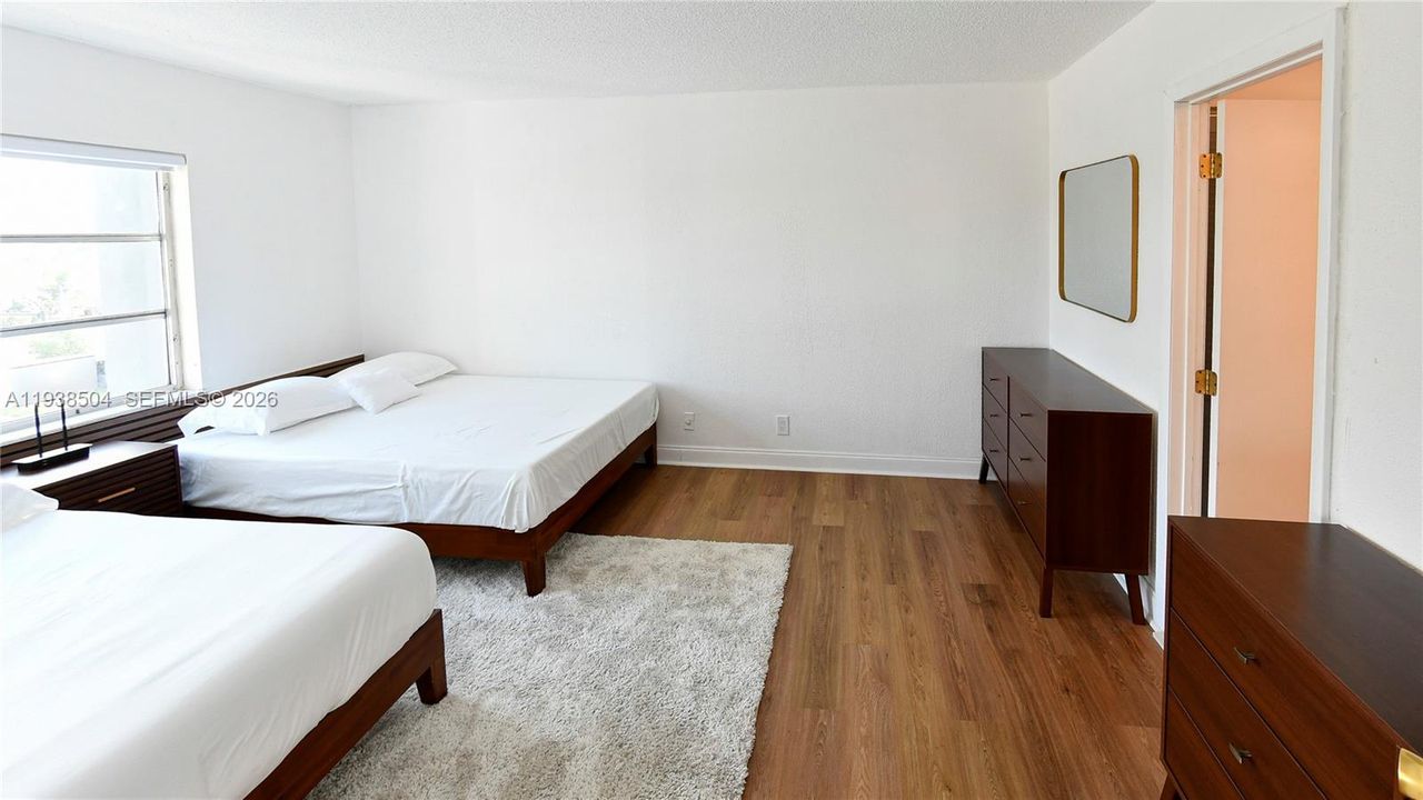 En Venta: $350,000 (1 camas, 1 baños, 850 Pies cuadrados)