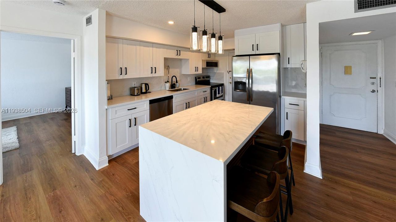 En Venta: $350,000 (1 camas, 1 baños, 850 Pies cuadrados)