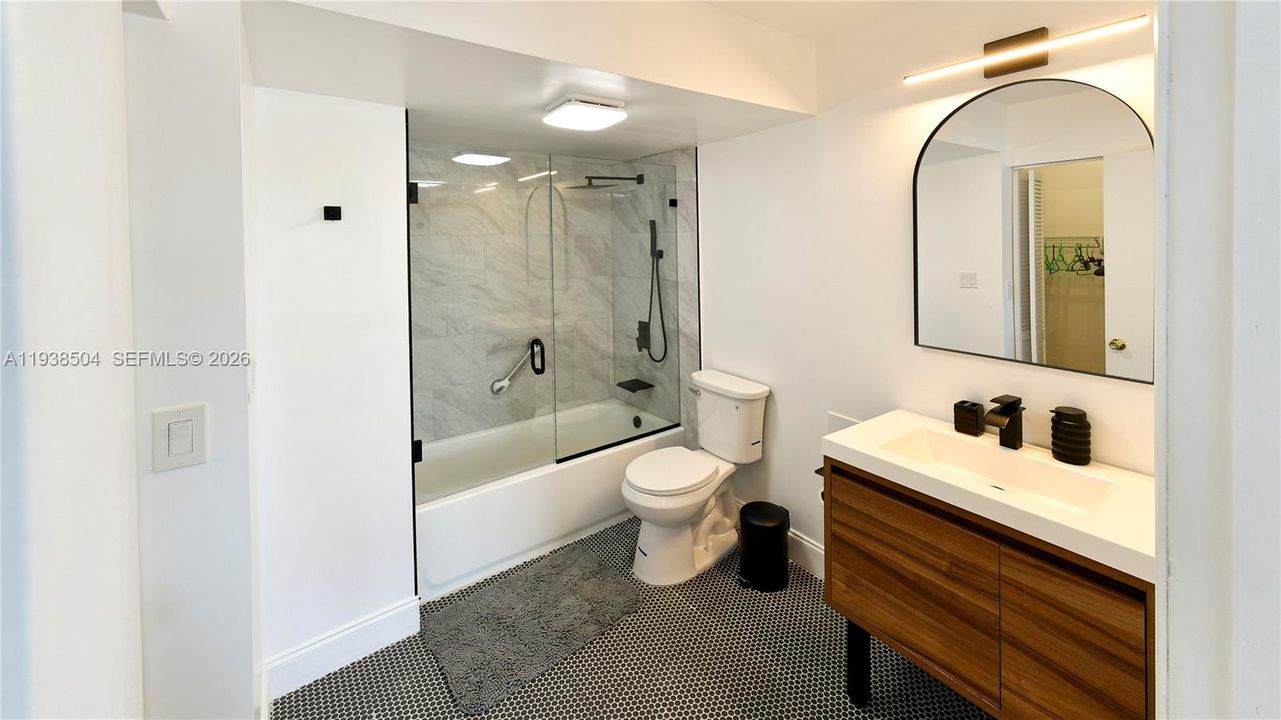 En Venta: $350,000 (1 camas, 1 baños, 850 Pies cuadrados)