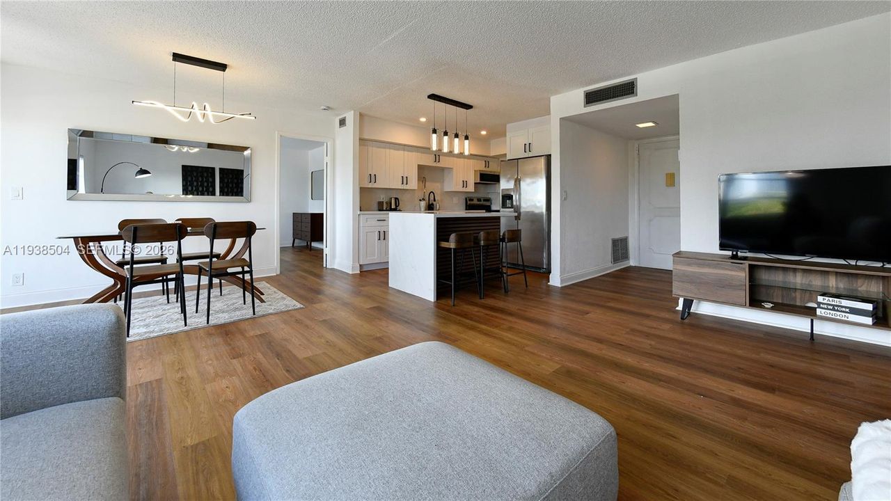 En Venta: $350,000 (1 camas, 1 baños, 850 Pies cuadrados)