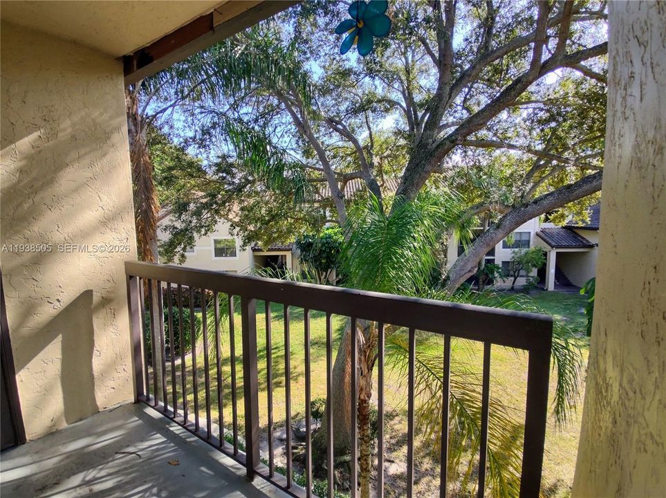 For Rent: $1,650 (1 beds, 1 baths, 620 Square Feet)