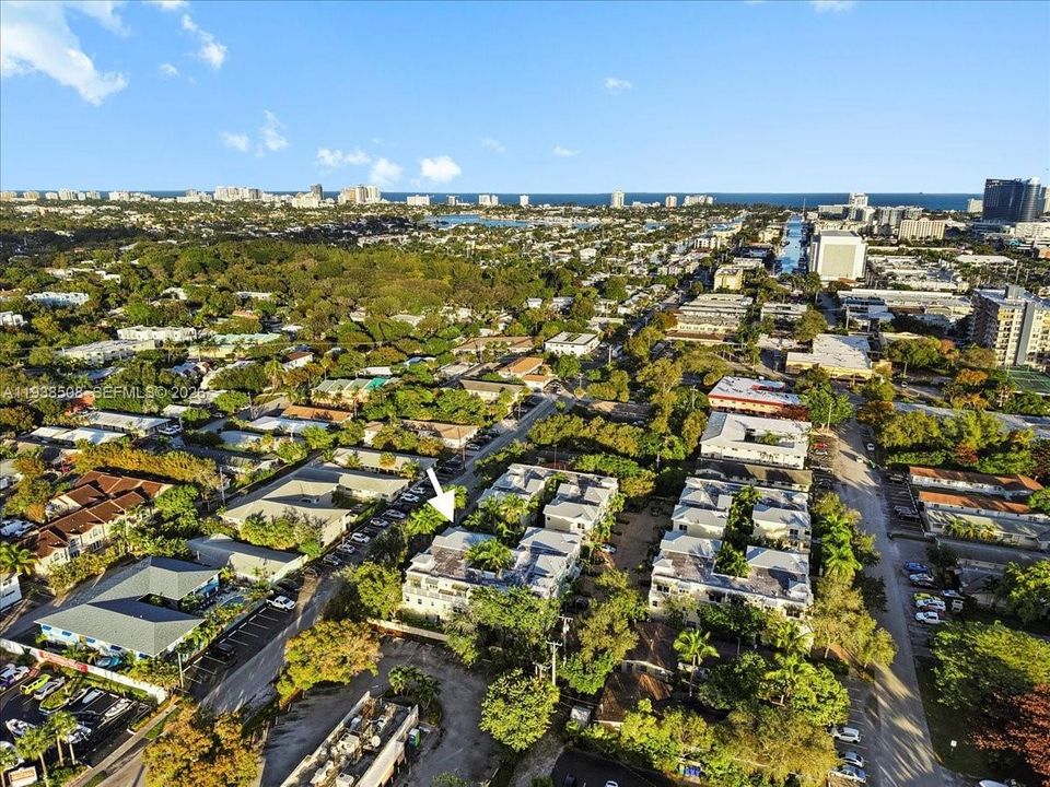 For Sale: $685,000 (3 beds, 3 baths, 1826 Square Feet)