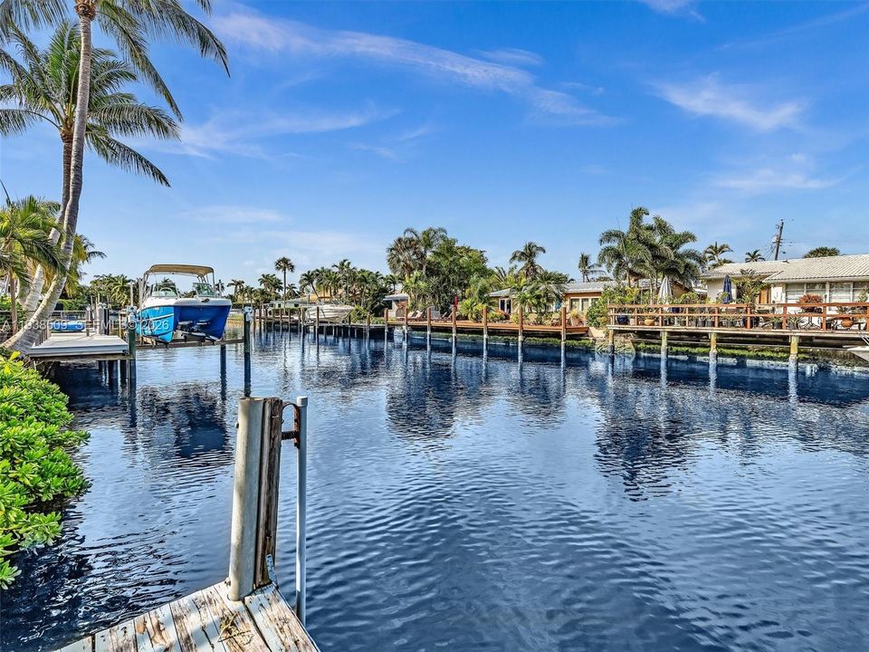 For Sale: $899,000 (3 beds, 2 baths, 1272 Square Feet)