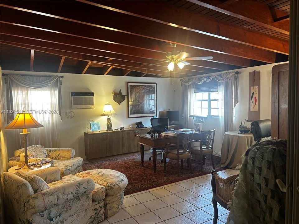 На продажу: $689,900 (3 спален, 2 ванн, 1507 Квадратных фут)