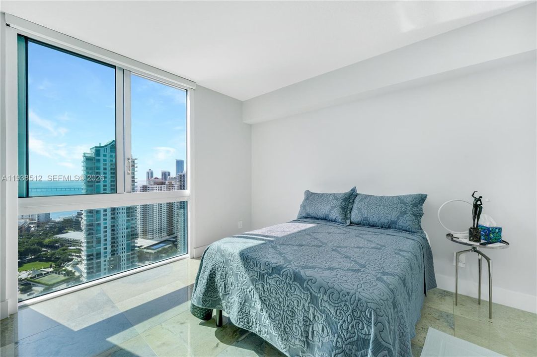 В аренду: $8,000 (3 спален, 2 ванн, 1792 Квадратных фут)