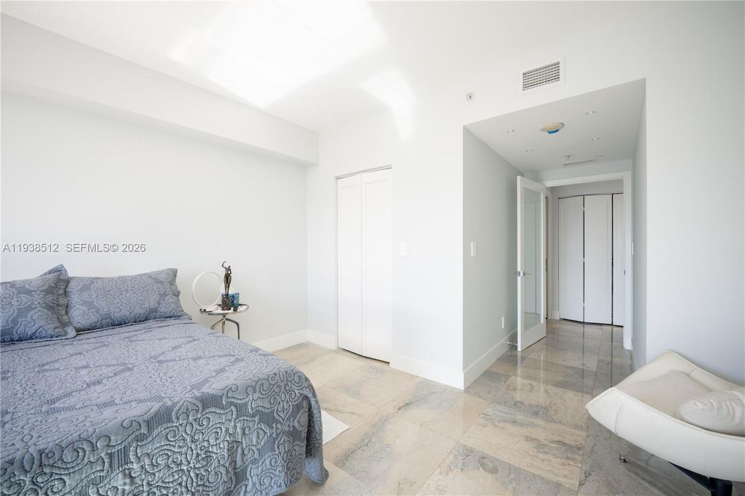 В аренду: $8,000 (3 спален, 2 ванн, 1792 Квадратных фут)