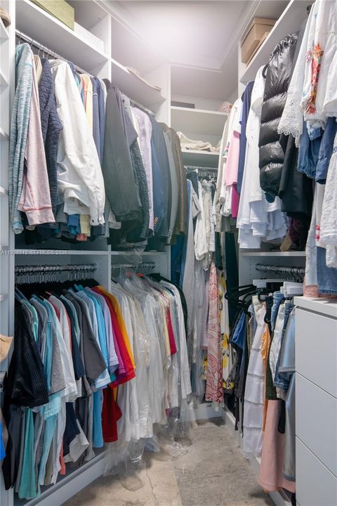 В аренду: $8,000 (3 спален, 2 ванн, 1792 Квадратных фут)