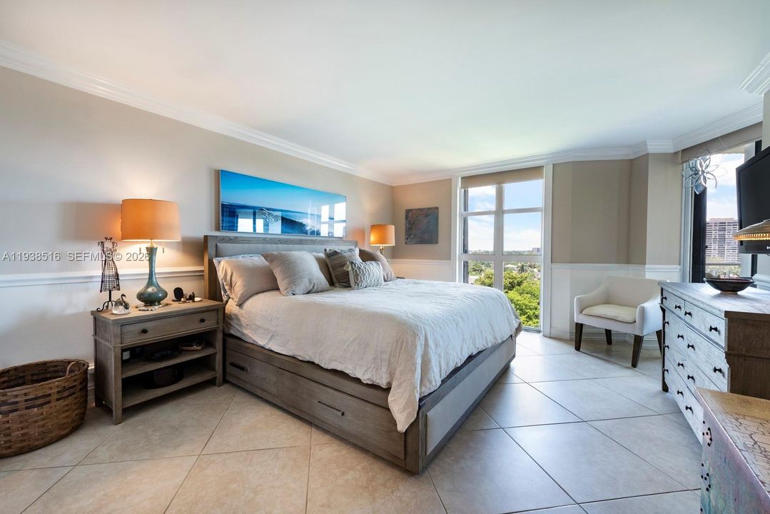 待售: $369,000 (2 贝兹, 2 浴室, 1456 平方英尺)