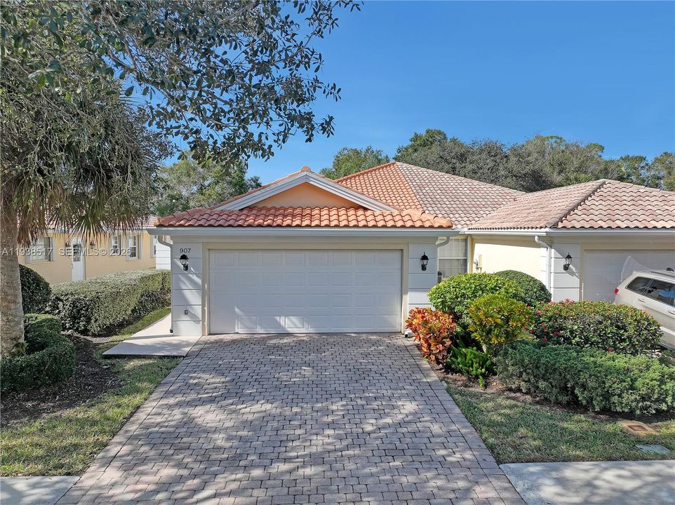 待售: $525,000 (2 贝兹, 2 浴室, 1528 平方英尺)