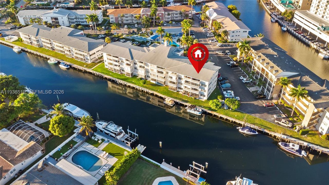 For Sale: $169,000 (1 beds, 1 baths, 700 Square Feet)