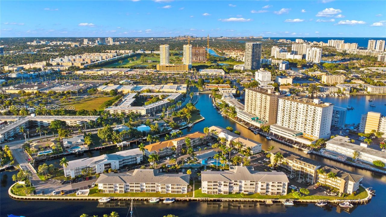 For Sale: $169,000 (1 beds, 1 baths, 700 Square Feet)