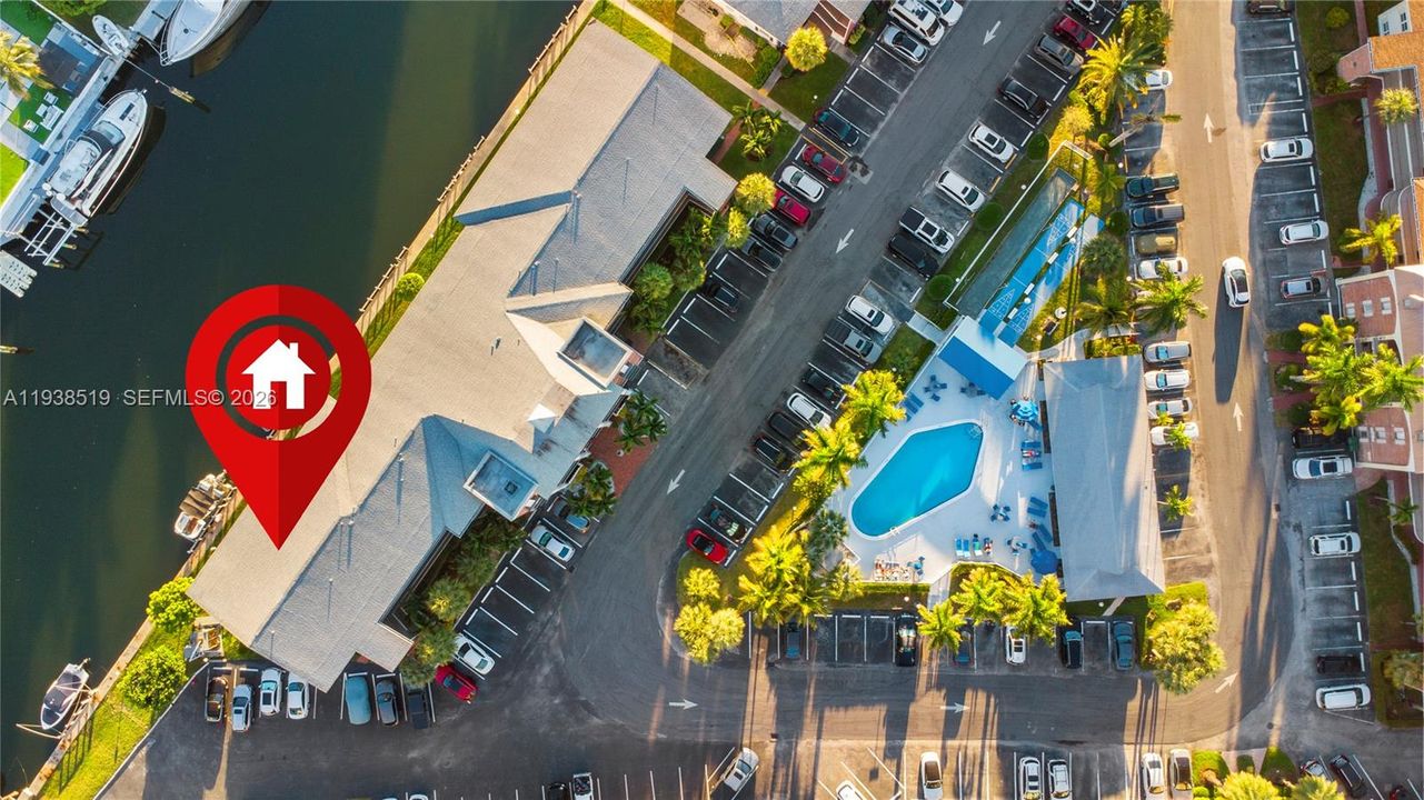 For Sale: $169,000 (1 beds, 1 baths, 700 Square Feet)