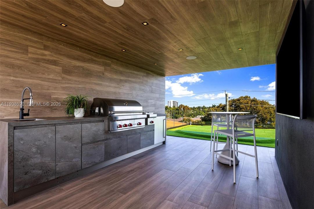 Activo con contrato: $12,999,000 (7 camas, 7 baños, 6718 Pies cuadrados)