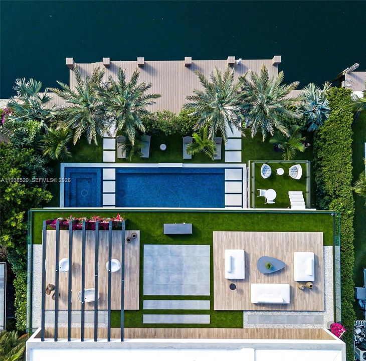 待售: $13,900,000 (7 贝兹, 7 浴室, 6718 平方英尺)