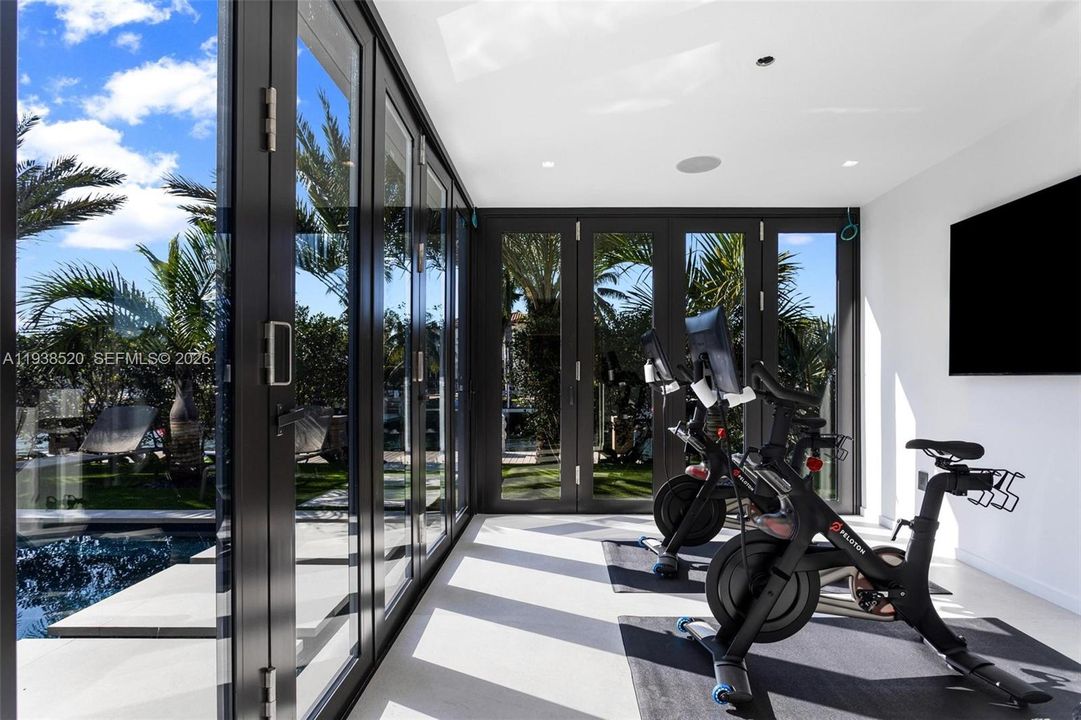 待售: $13,900,000 (7 贝兹, 7 浴室, 6718 平方英尺)