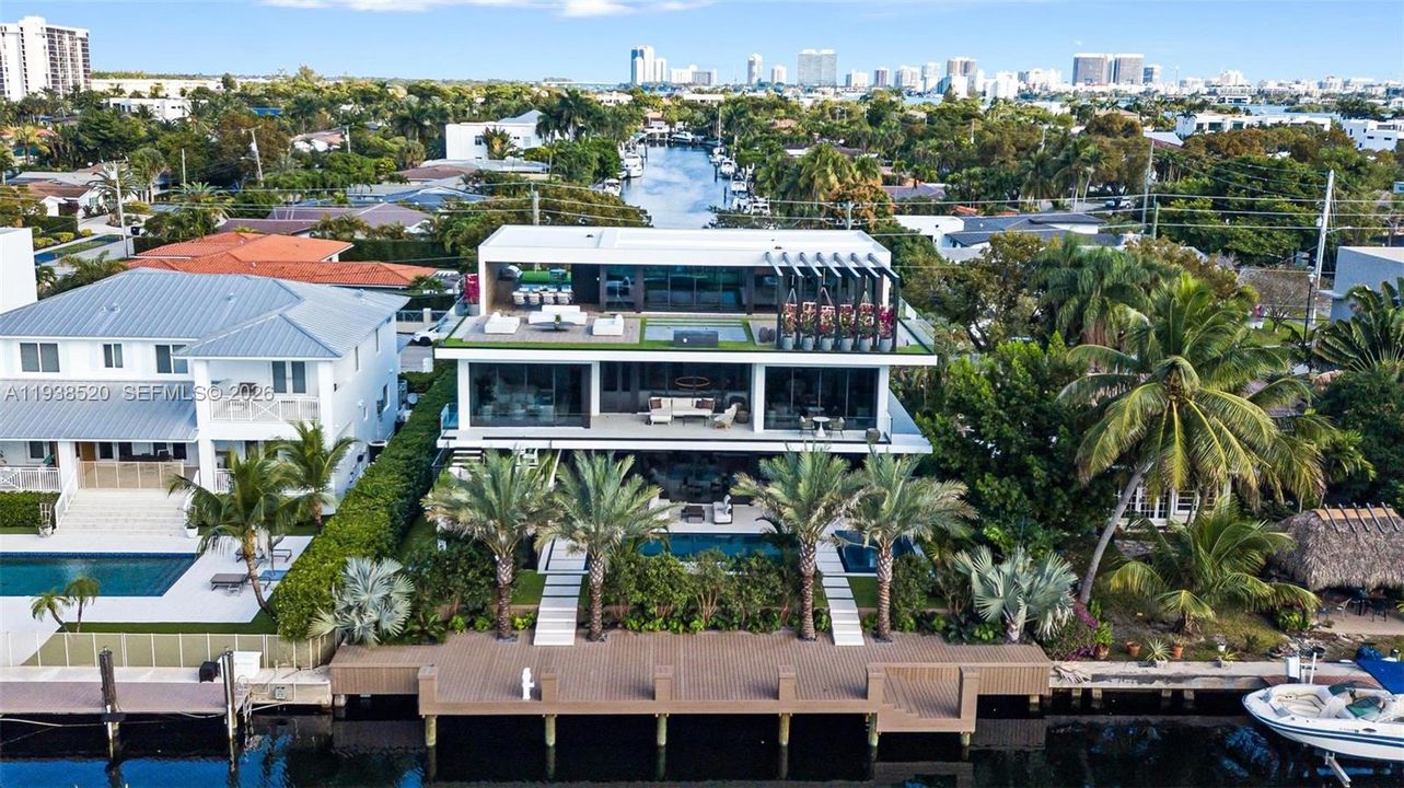Activo con contrato: $12,999,000 (7 camas, 7 baños, 6718 Pies cuadrados)