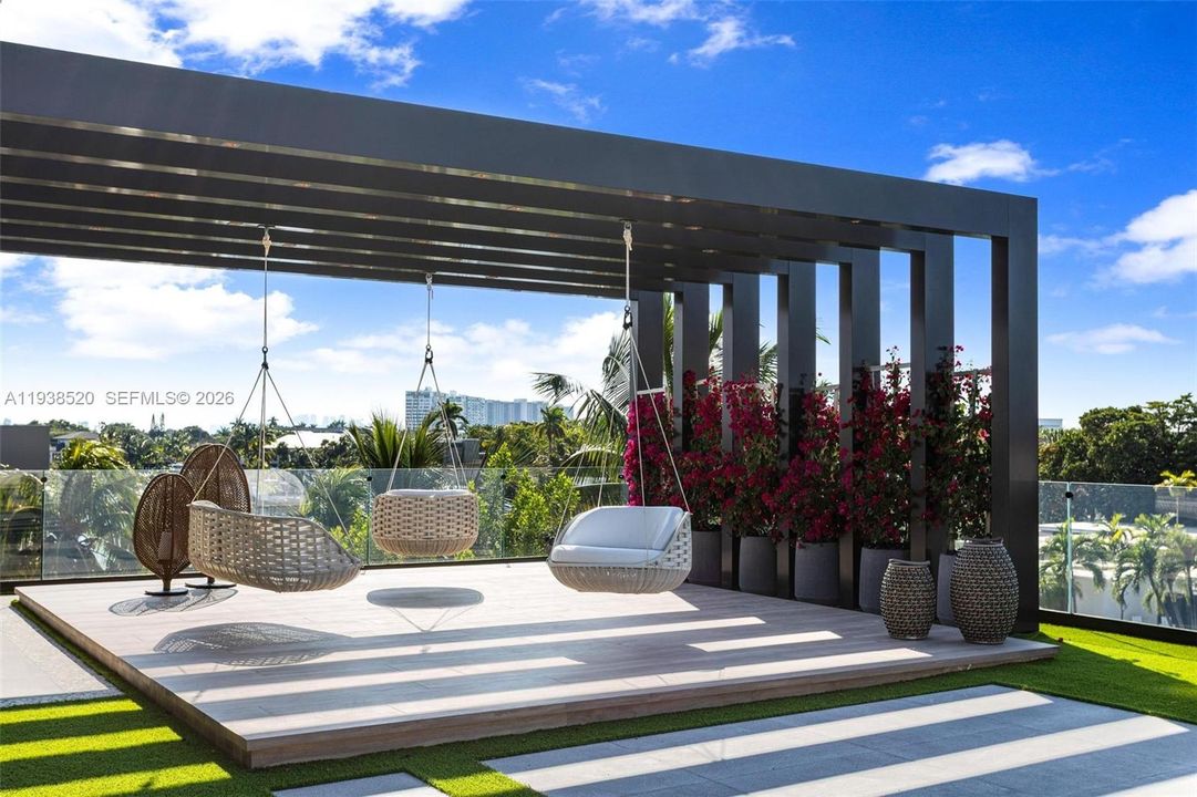 待售: $13,900,000 (7 贝兹, 7 浴室, 6718 平方英尺)