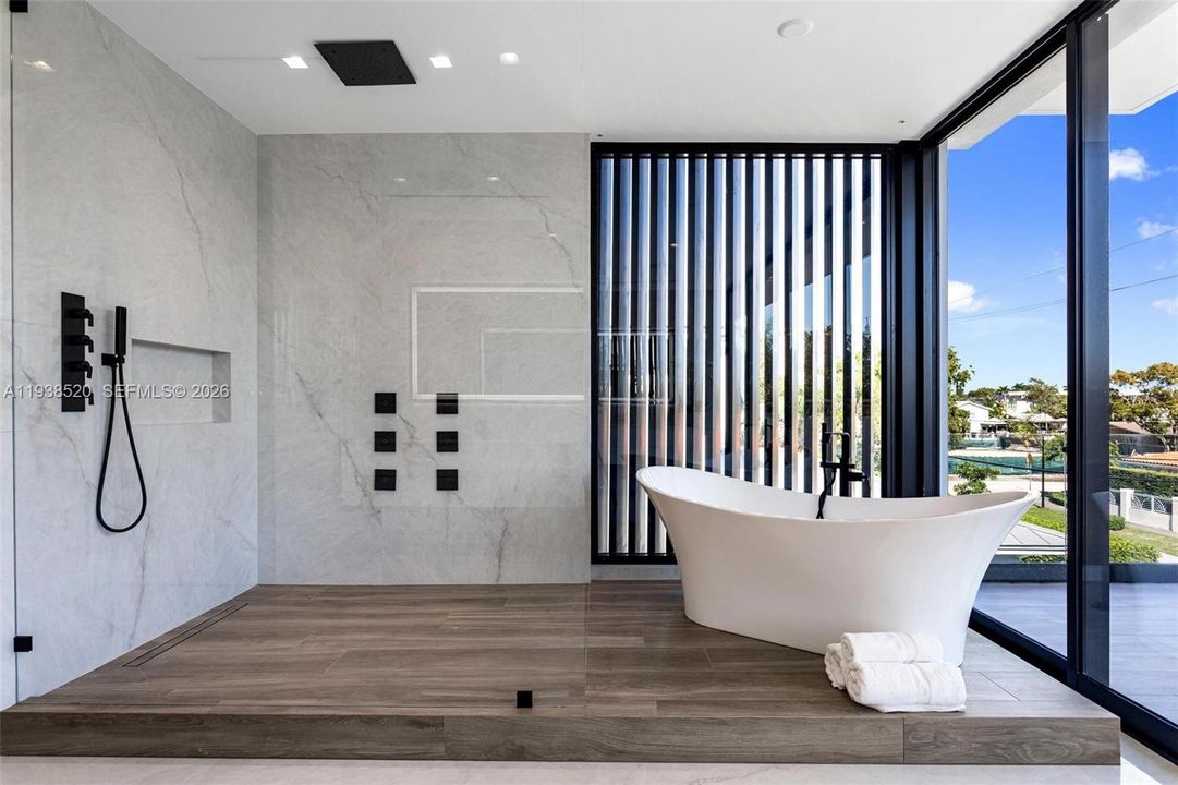 待售: $13,900,000 (7 贝兹, 7 浴室, 6718 平方英尺)