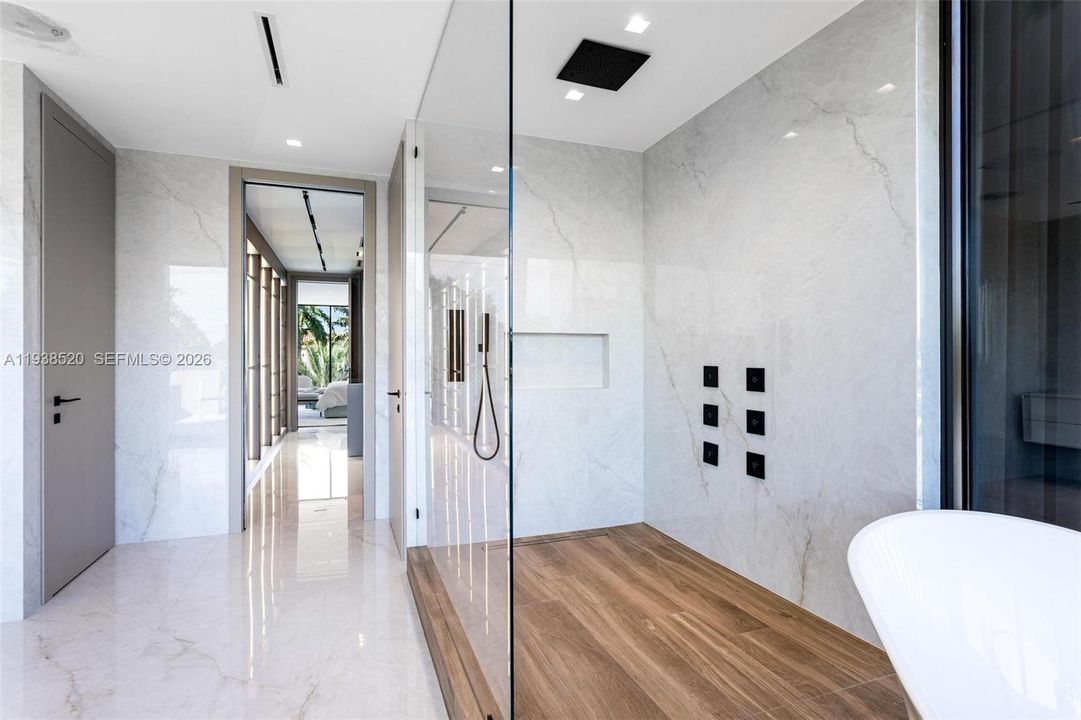 待售: $13,900,000 (7 贝兹, 7 浴室, 6718 平方英尺)