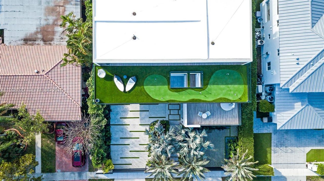 Activo con contrato: $12,999,000 (7 camas, 7 baños, 6718 Pies cuadrados)