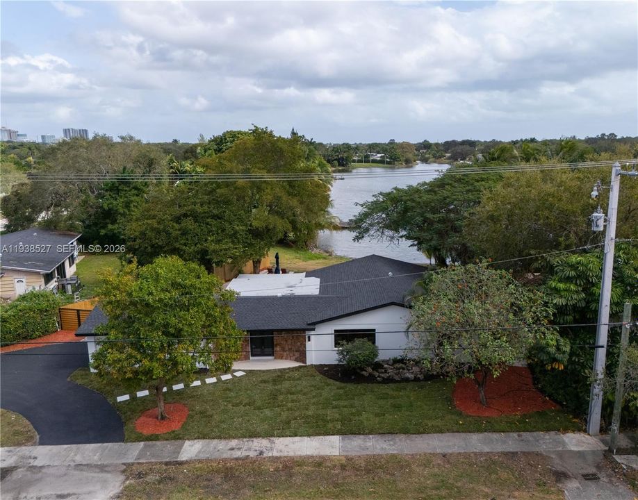 待售: $1,449,000 (3 贝兹, 2 浴室, 2112 平方英尺)