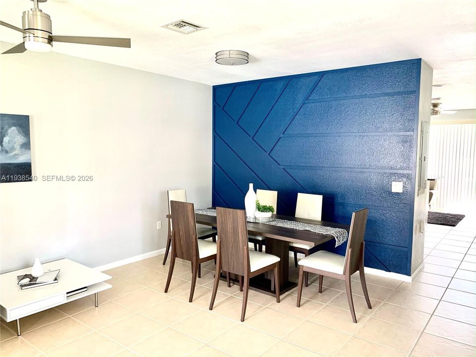 For Sale: $375,000 (3 beds, 2 baths, 1423 Square Feet)