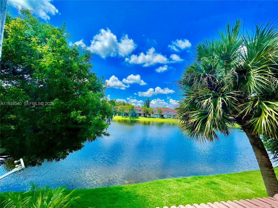 For Sale: $375,000 (3 beds, 2 baths, 1423 Square Feet)