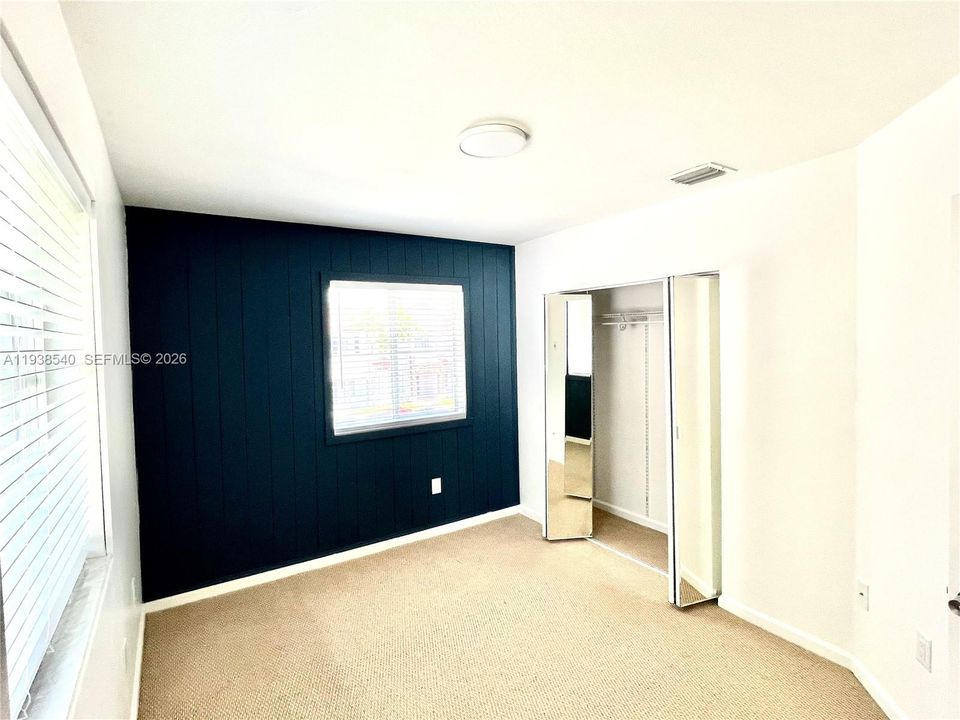 For Sale: $375,000 (3 beds, 2 baths, 1423 Square Feet)