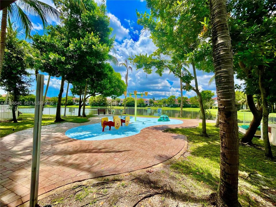 For Sale: $375,000 (3 beds, 2 baths, 1423 Square Feet)