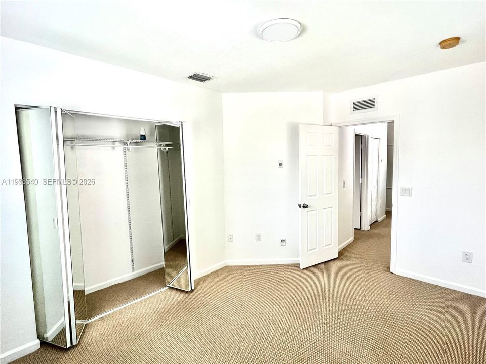 For Sale: $375,000 (3 beds, 2 baths, 1423 Square Feet)