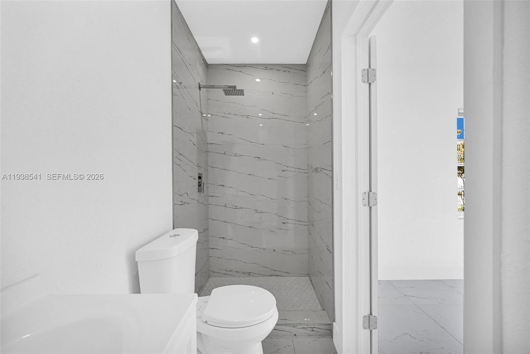 En Venta: $509,000 (3 camas, 2 baños, 1080 Pies cuadrados)