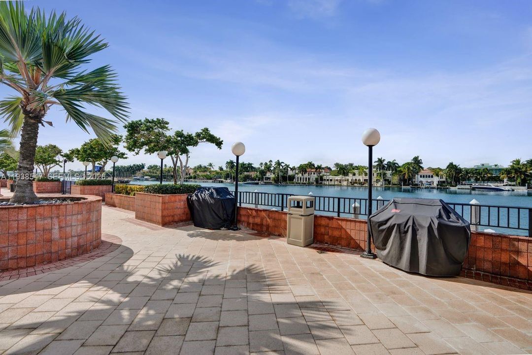 En Venta: $1,190,000 (3 camas, 3 baños, 2345 Pies cuadrados)