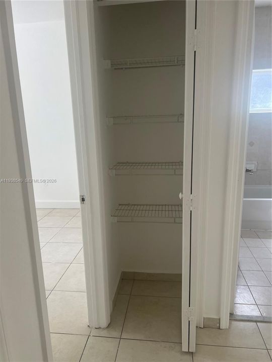 В аренду: $3,200 (3 спален, 2 ванн, 1740 Квадратных фут)
