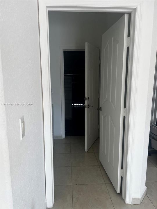 В аренду: $3,200 (3 спален, 2 ванн, 1740 Квадратных фут)