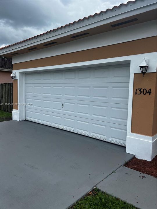 В аренду: $3,200 (3 спален, 2 ванн, 1740 Квадратных фут)